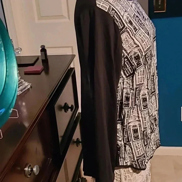 STYLE AND CO WOMAN LONG SLEEVE TEE - Picture 5 of 8